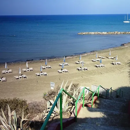 Ammos-beach-pervolia-appartment-fuer-5-personen-120-meter-zum-strand Perivolia